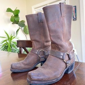 FRYE 12R Distressed Leather Harness Boots